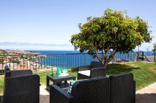 Casa em Santa Cruz - Sea View Villa by Madeira Sun Travel