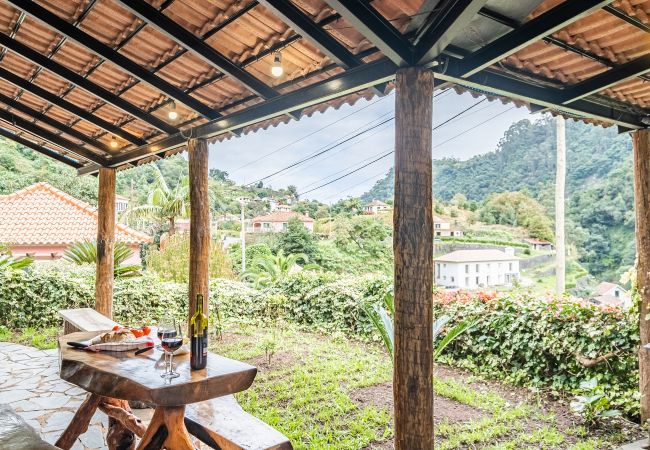 Casa rural em São Roque do Faial - Ivy Cottage by Madeira Sun Travel