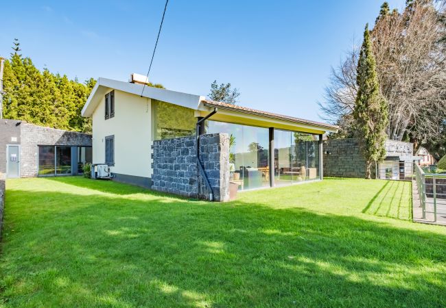 Casa em Sto António da Serra - Casa do Santo by Madeira Sun Travel