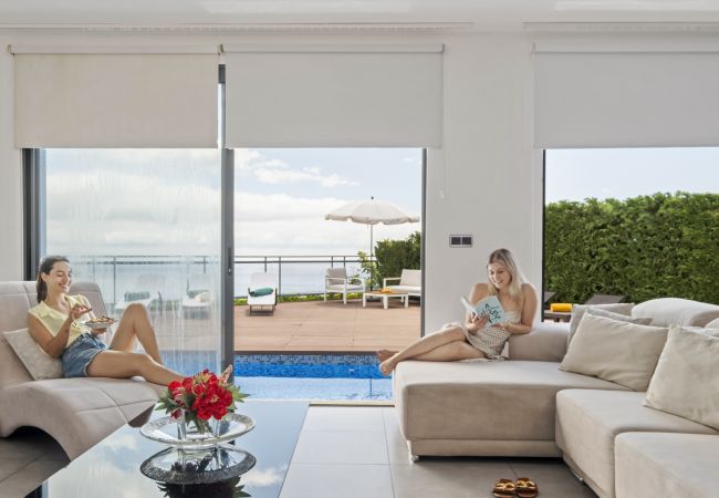 Villa in Funchal - Villa Beausoleil by Madeira Sun Travel Villa in Funchal - Villa Beausoleil by Madeira Sun Travel