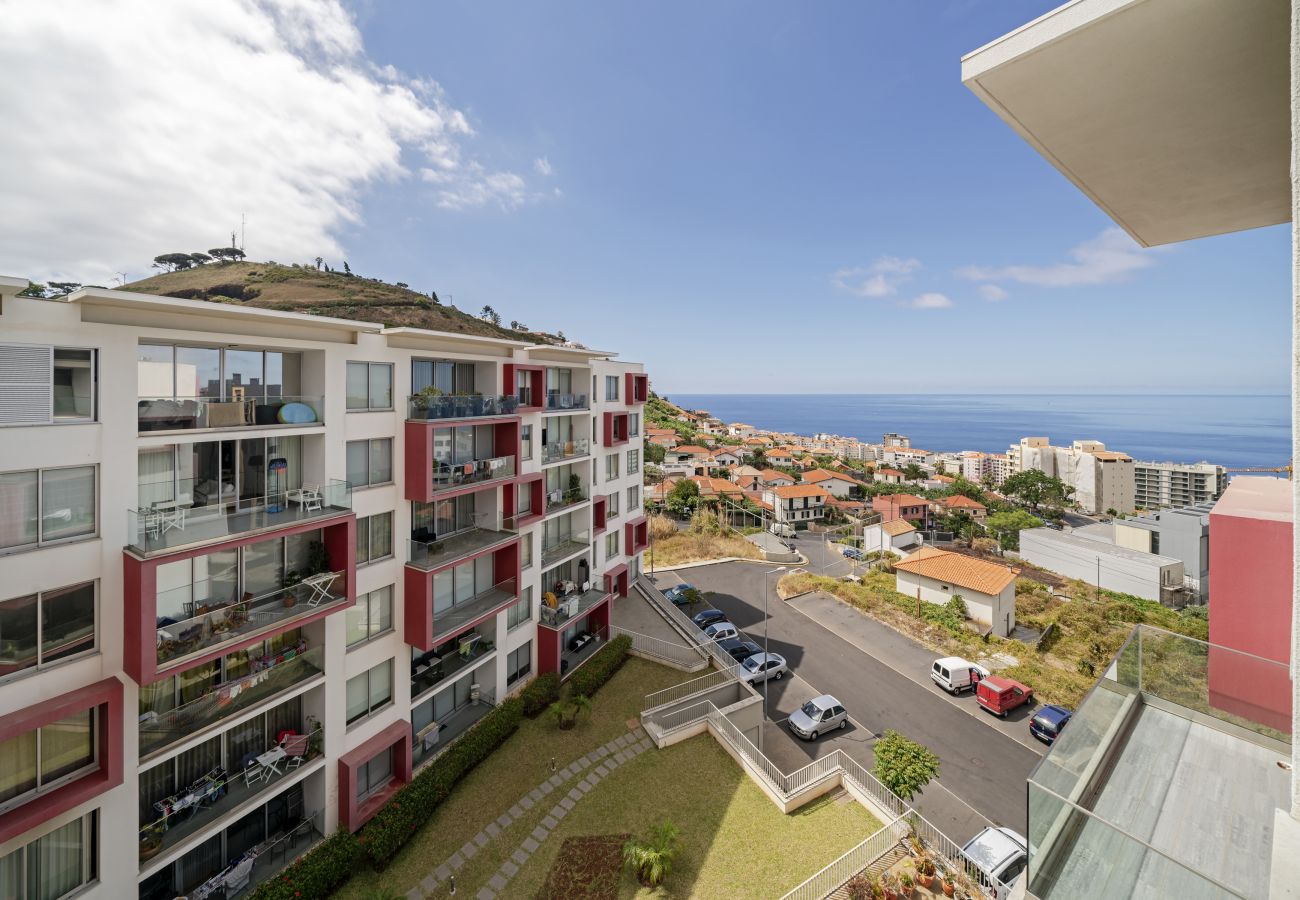 Private balcony view Several characteristics make this apartment the perfect choice for your vacations in Madeira.