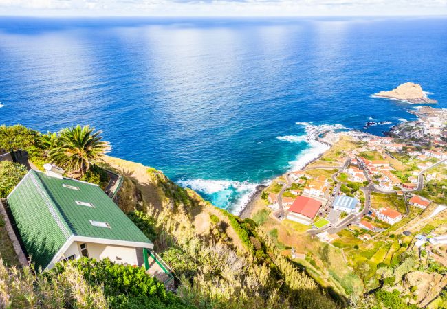 Porto Moniz - House